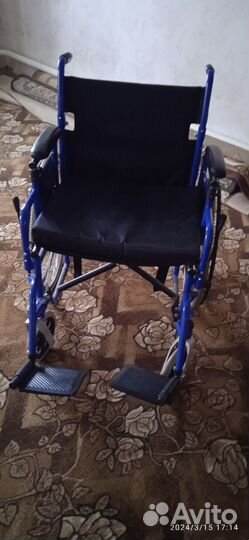 Коляска инвалидная