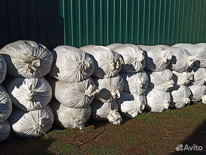 Перегной конский в мешках, чернозём