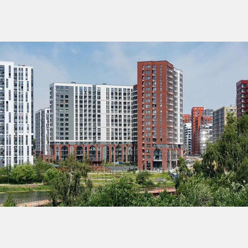 2-к. квартира, 40,6 м², 15/15 эт.