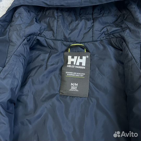 Пуховик Helly Hansen