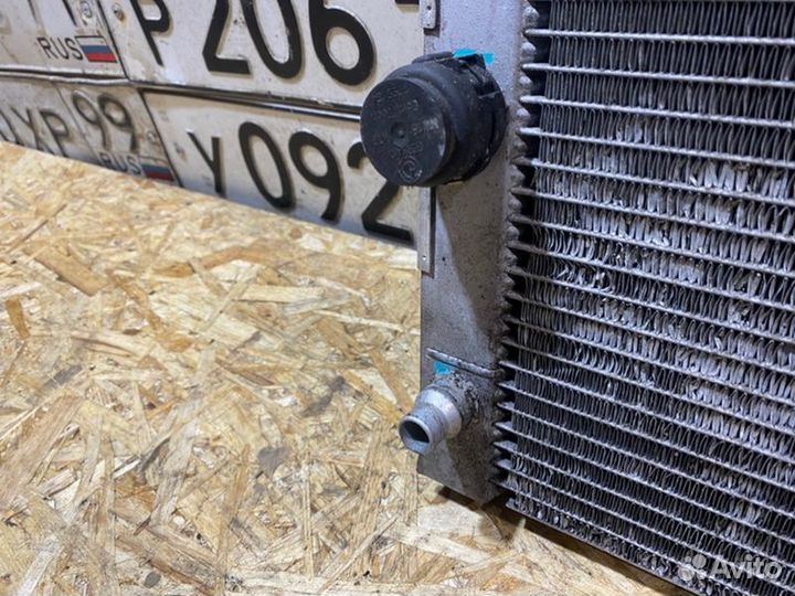 Радиатор охлаждения Bmw X5 E70 3.0 2011