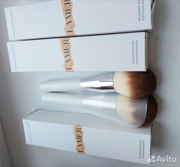 La mer.Кисти для пудры. коробке, с чехлом