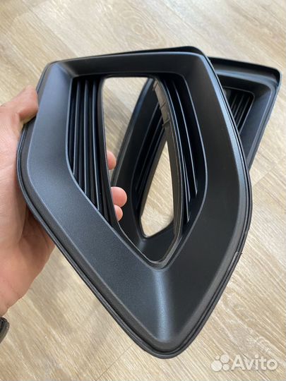 Комплект рамок для фар (птф/хдо) Hyunday Solaris 2