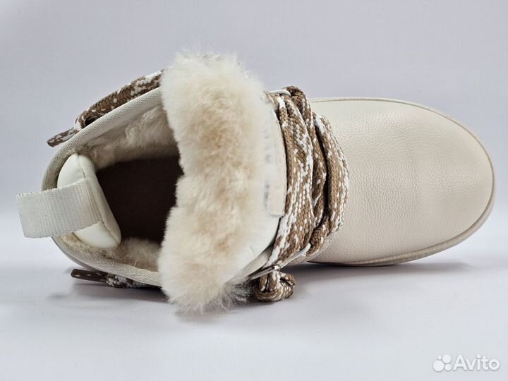 UGG Neumel FTLeather