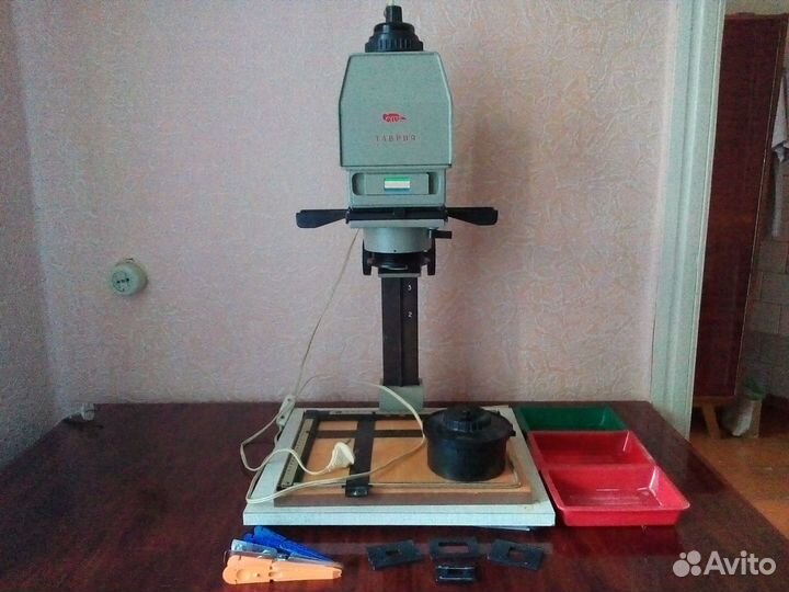 Фотоувеличитель Таврия