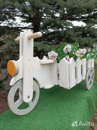 Садовое деревянные кашпо