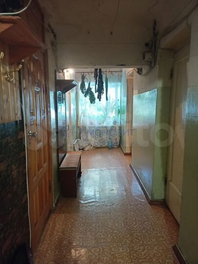 Комната 17,3 м² в 5-к., 1/3 эт.