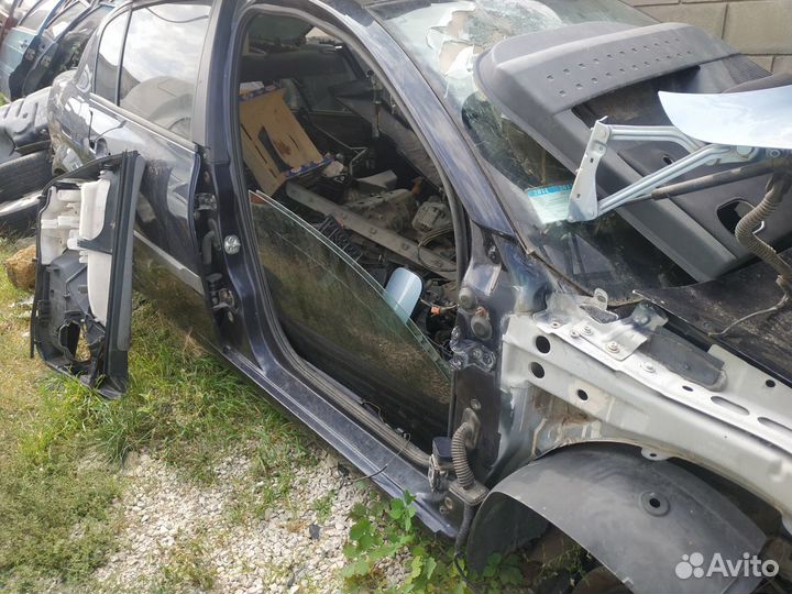 Кузов Рено Меган 2 по частям