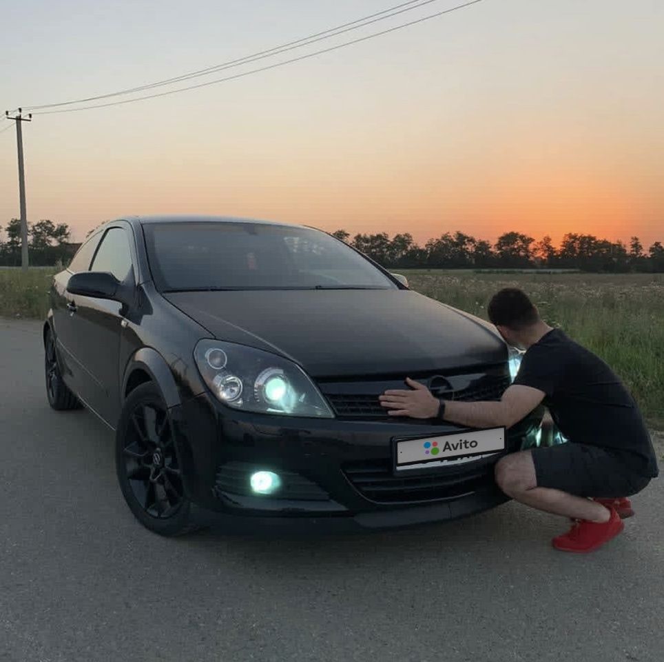 Opel Astra GTC: фото владельца