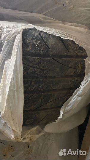 Yokohama Advan Fleva V701 215/45 R17