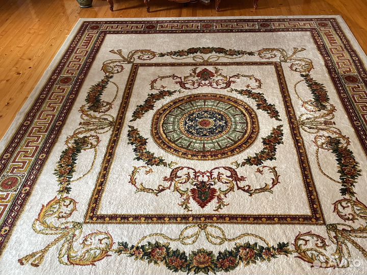 Ковер шерстяной