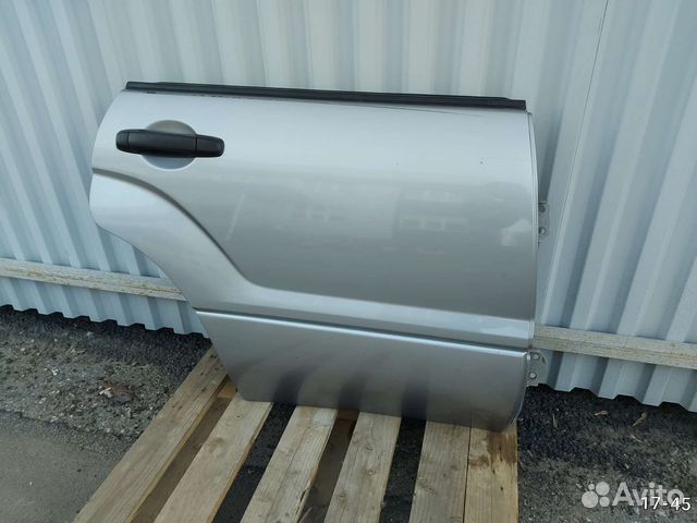 Дверь задняя Subaru Forester SG правая