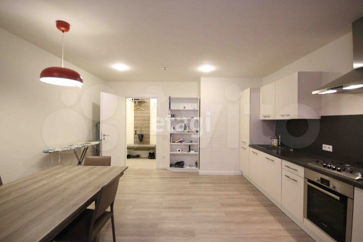 2-к. квартира, 75 м², 5/9 эт.