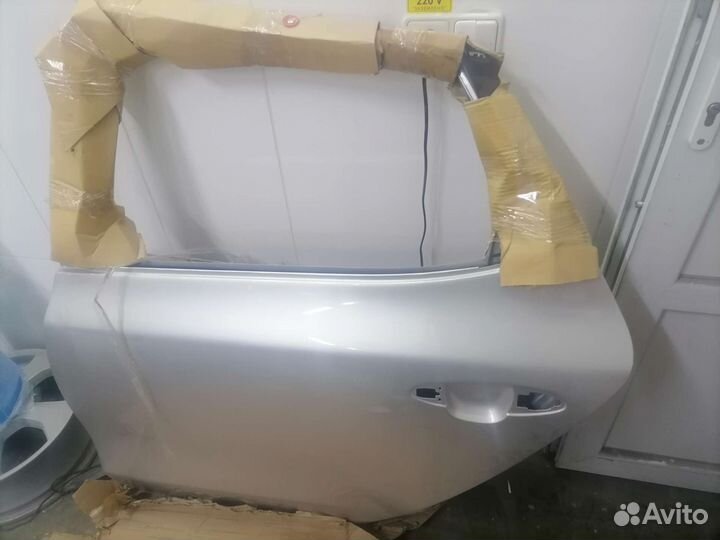 Дверь задняя левая kia ceed хетчбек