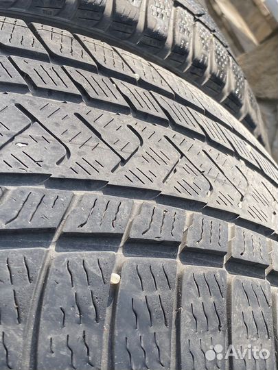 Pirelli Winter Sottozero 3 245/45 R19 и 275/40 R19 101Y