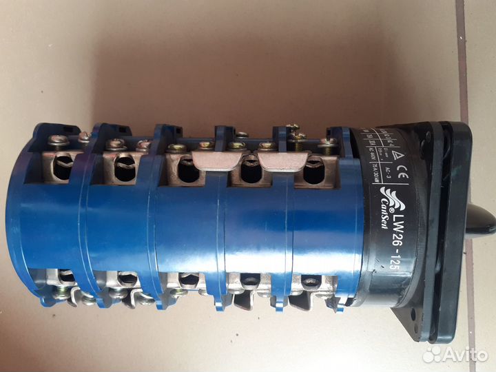 Поворотный переключатель LW26-125