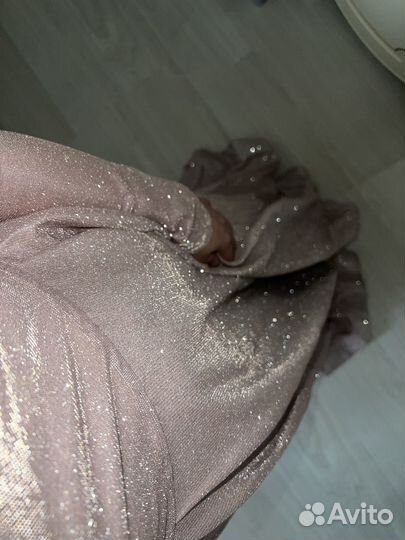 Вечернее платье