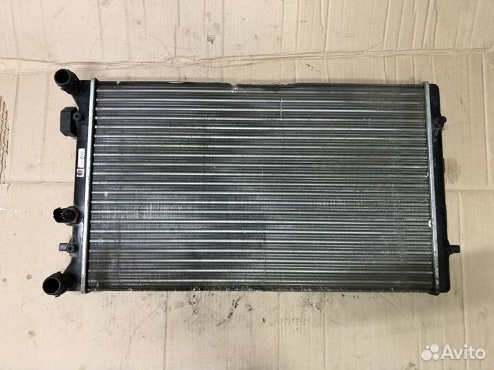 Skoda Octavia tour Радиатор основной