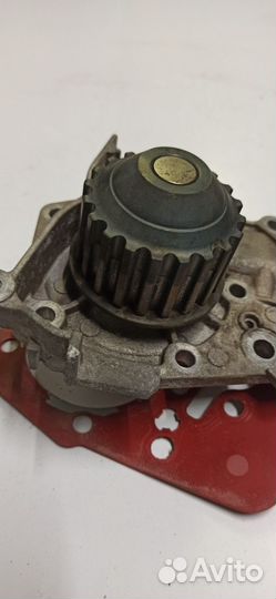 Помпа Renault Logan