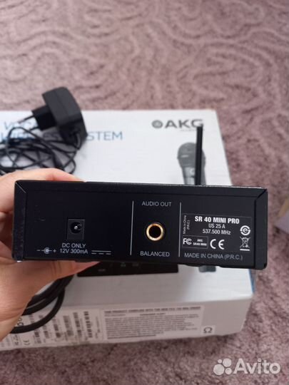 Радиомикрофон akg