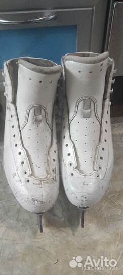 Коньки для фигурного катания профессиональные