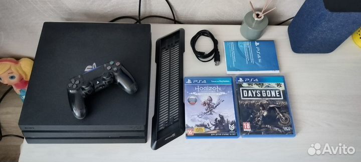 Sony PS4 pro 1tb + 2 диска