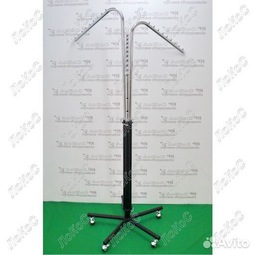 Вешало трехрожковое L700мм H1300-1800мм, черное