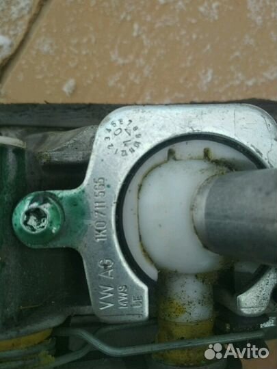 Кулиса VW Touran 1.9 TDI 2006