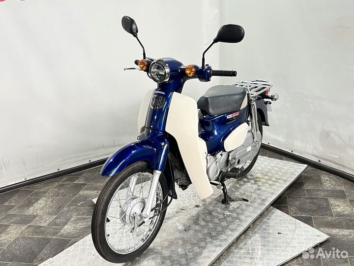 Мопед Honda Super Cub 50