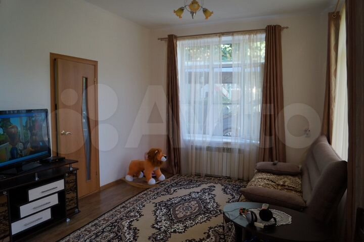 Дом 367 м² на участке 6 сот.