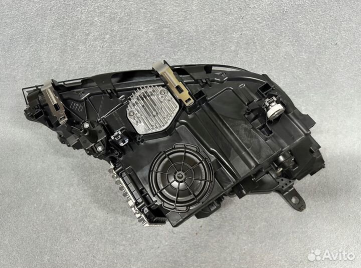 Передняя левая full LED фара BMW 7 G11