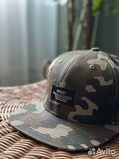 Бейсболка WeSC