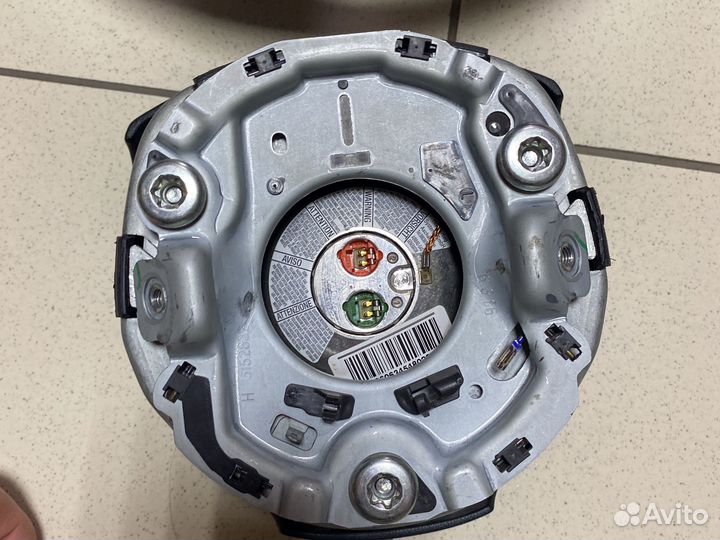 Руль Audi A4 b7 с заглушкой AirBag