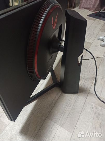 Монитор LG 27GN650