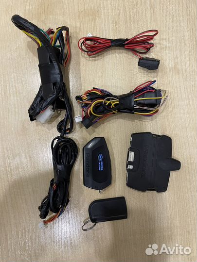 Автосигнализация с автозапуском Pandora