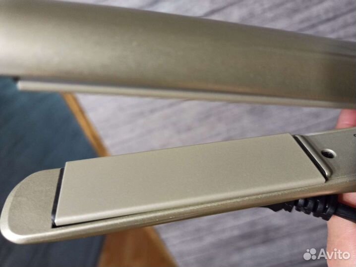 Профессиональный утюжок новый