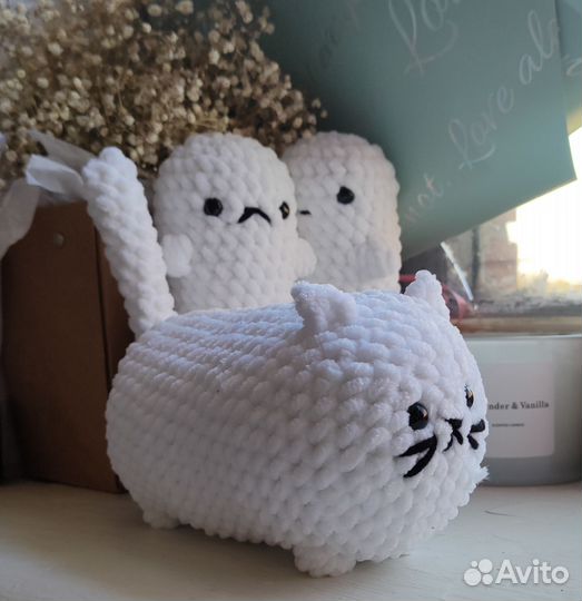 Вязанная мягкая игрушка кот ручной работы