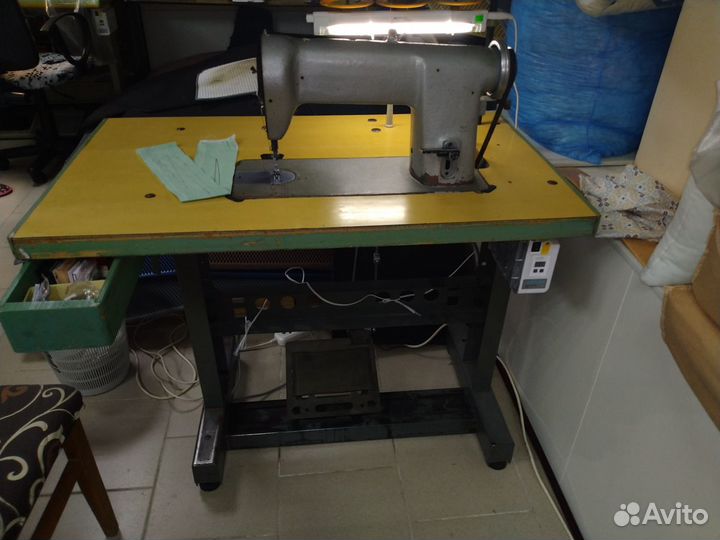 Промышленная швейная машина