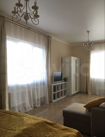 Дом 200 м² на участке 4 сот.