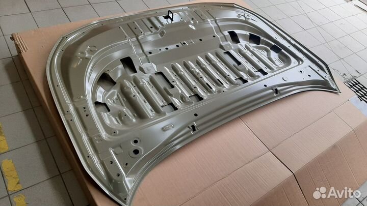 Капот Toyota Rav4 2019- 5 поколение