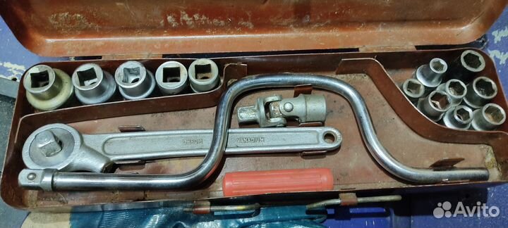 Набор головок СССР для авто в чемодане