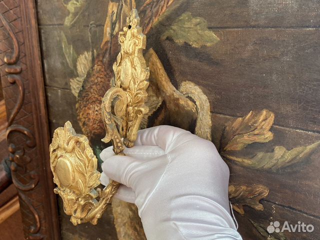 Массивный крючок, подхват. Бронза. Франция