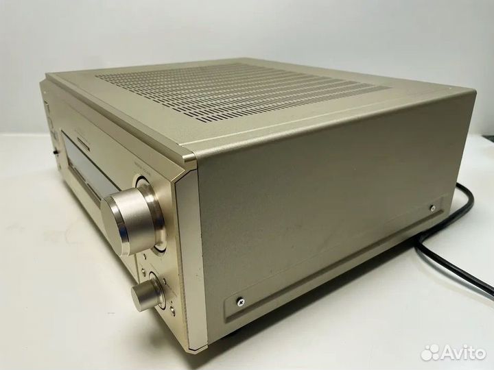 Ресивер Sony V555ES