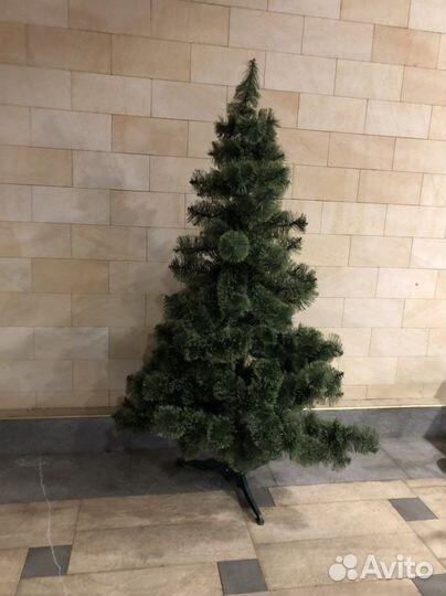 Елка искусственная