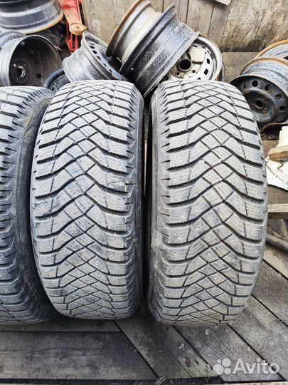 Goodyear UltraGrip Ice 2 225/60 R18 104T