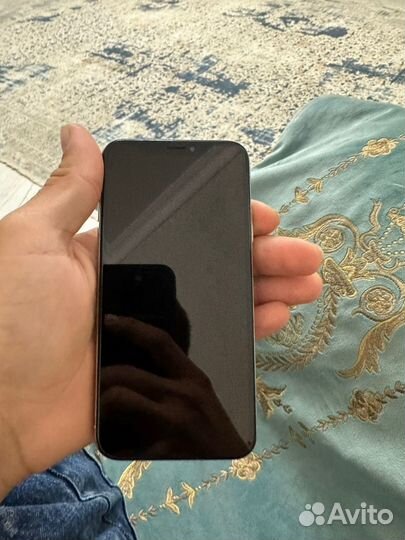 Мобильные телефоны бу iPhone 10