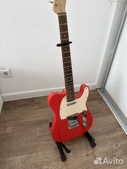 Подставка для гитары