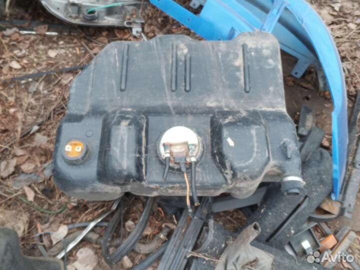 Пластиковый бак Святогор Рено