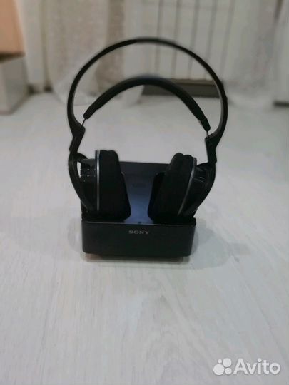 Беспроводные наушники