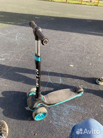 Самокат детский трехколесный